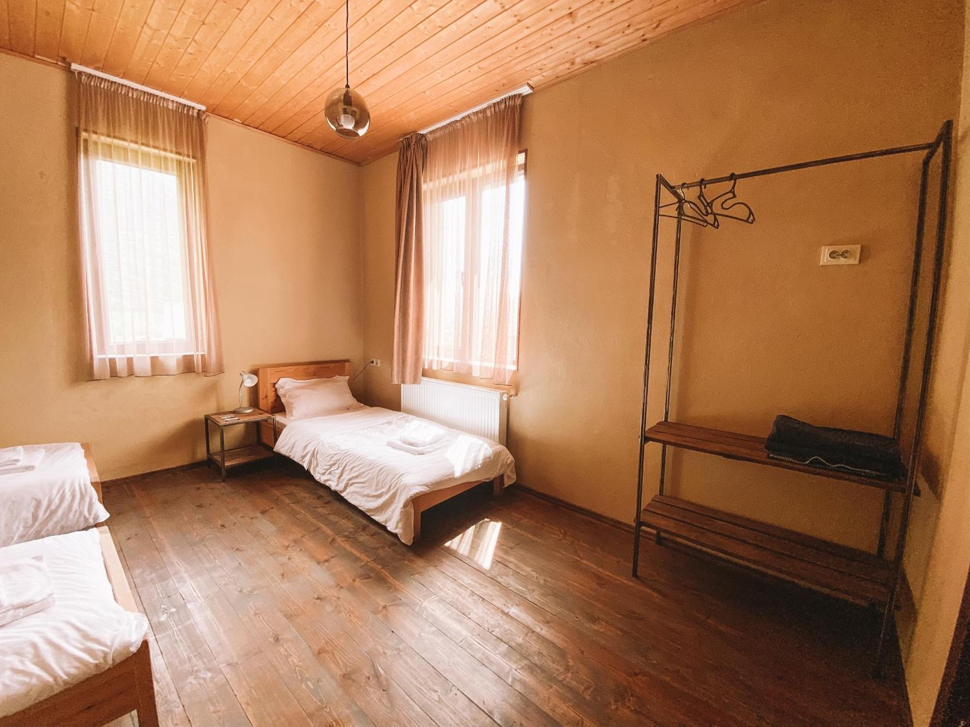 Hotel Arte In Kazbegi Extérieur photo