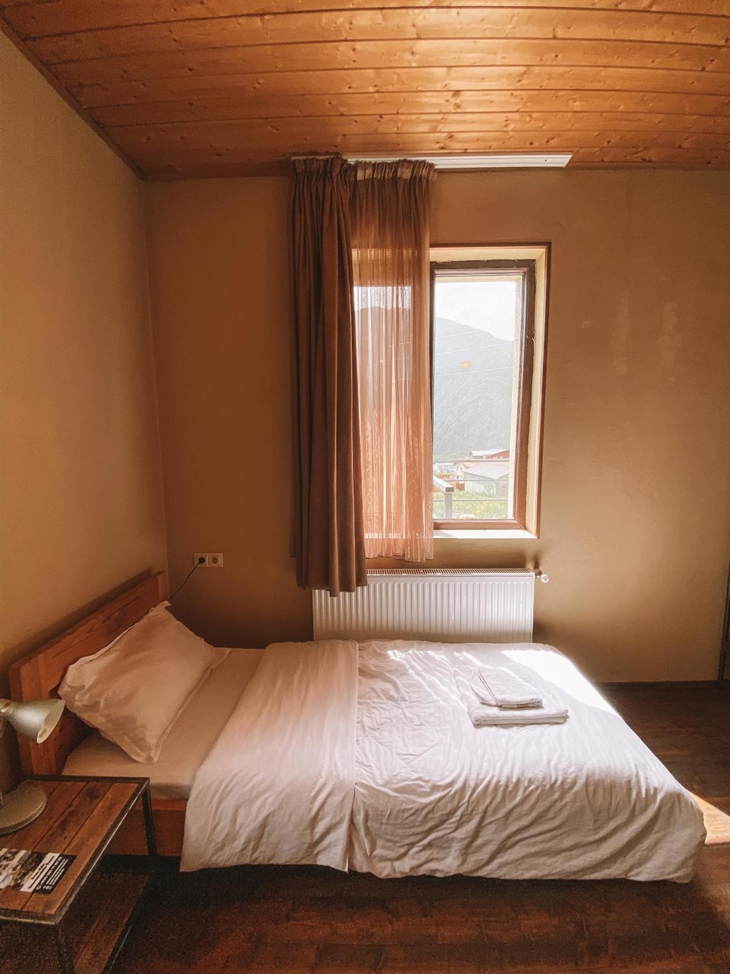 Hotel Arte In Kazbegi Extérieur photo