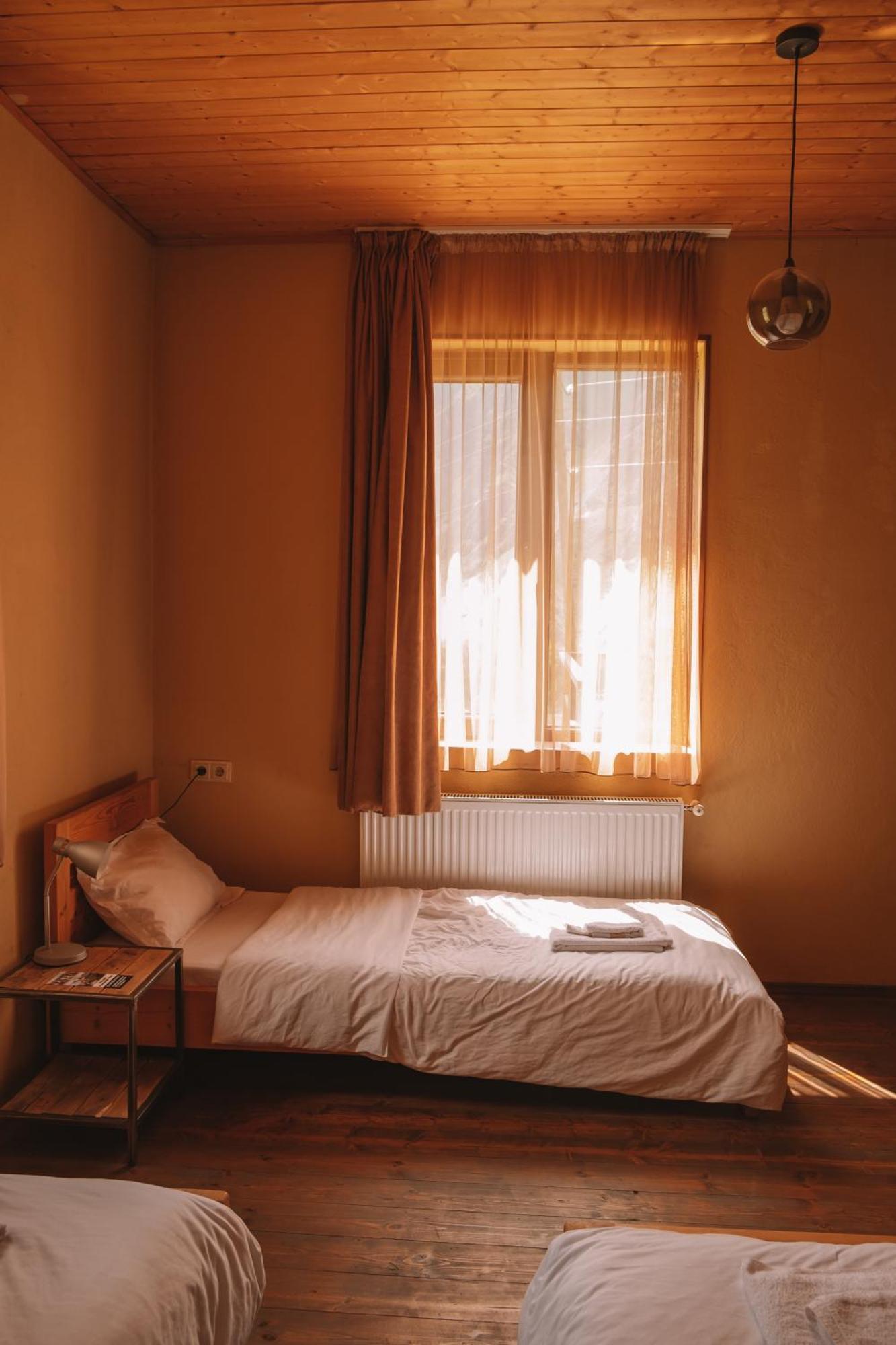 Hotel Arte In Kazbegi Extérieur photo
